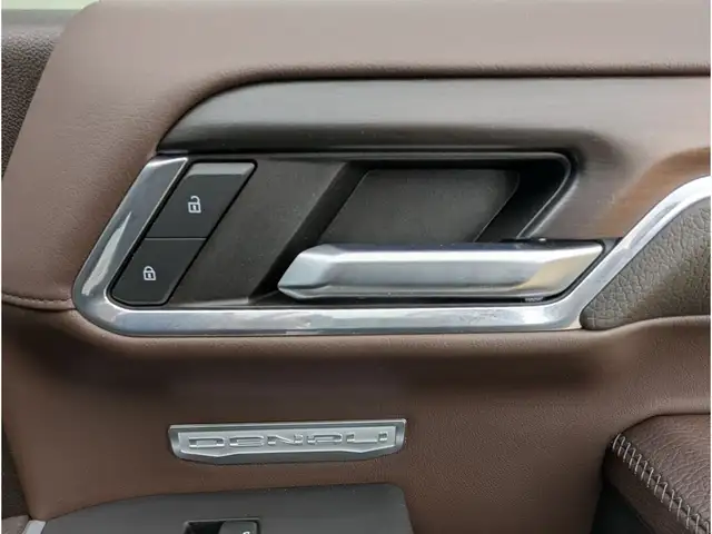 2024 GMC Sierra 1500 Denali 3.0L Diesel/Nav/Sunroof/Camera - Photo 17