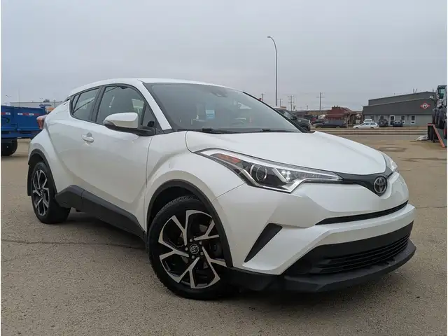 2019 Toyota C-HR XLE 2.0L/Touch Media/Heated Seats/Camera - Photo 6