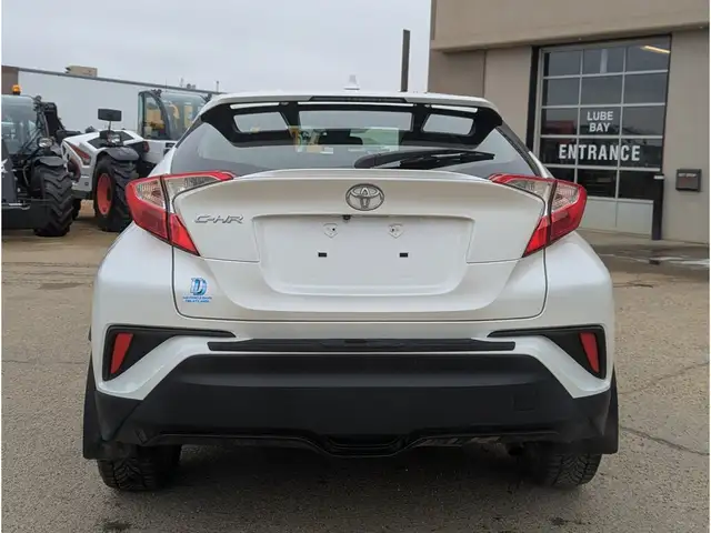 2019 Toyota C-HR XLE 2.0L/Touch Media/Heated Seats/Camera - Photo 9
