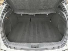 2019 Toyota C-HR XLE 2.0L/Touch Media/Heated Seats/Camera - Photo 11