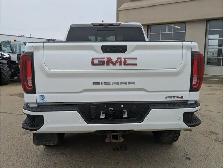 2022 GMC Sierra 3500HD AT4 6.6L Diesel/Touch Nav/Sunroof/Camera - Photo 9