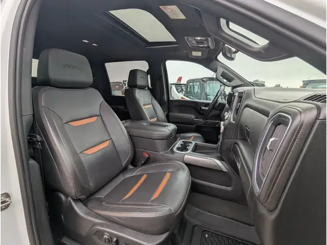 2022 GMC Sierra 3500HD AT4 6.6L Diesel/Touch Nav/Sunroof/Camera - Photo 24