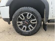 2022 GMC Sierra 3500HD AT4 6.6L Diesel/Touch Nav/Sunroof/Camera - Photo 25