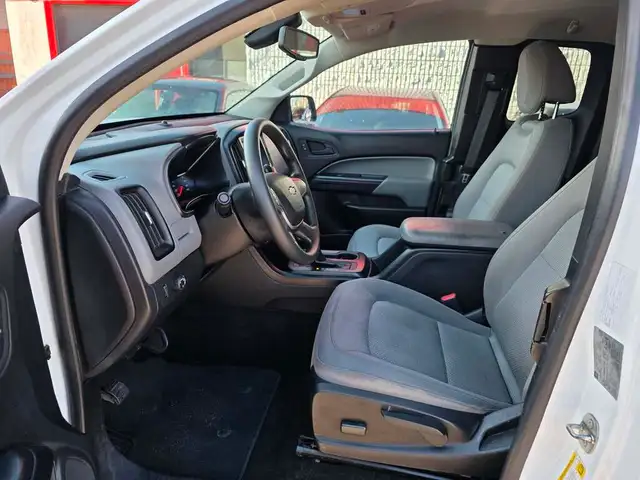 2017 Chevrolet Colorado Ext Cab Rear Camera - Photo 13