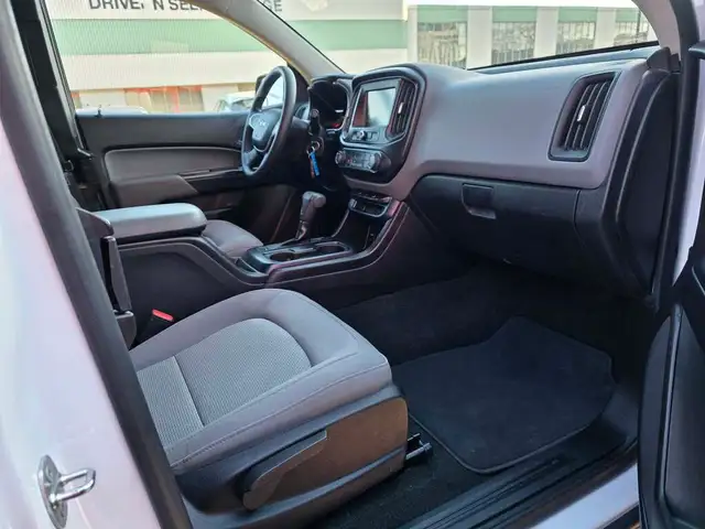 2017 Chevrolet Colorado Ext Cab Rear Camera - Photo 21