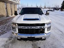 2023 Chevrolet SILVERADO 2500HD BUCKETS AND FULL CONSOLE, LOADED - Photo 9