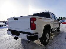 2023 Chevrolet SILVERADO 2500HD BUCKETS AND FULL CONSOLE, LOADED - Photo 11