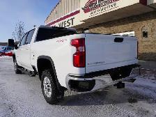2023 Chevrolet SILVERADO 2500HD BUCKETS AND FULL CONSOLE, LOADED - Photo 12