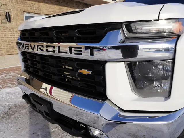 2023 Chevrolet SILVERADO 2500HD BUCKETS AND FULL CONSOLE, LOADED - Photo 19