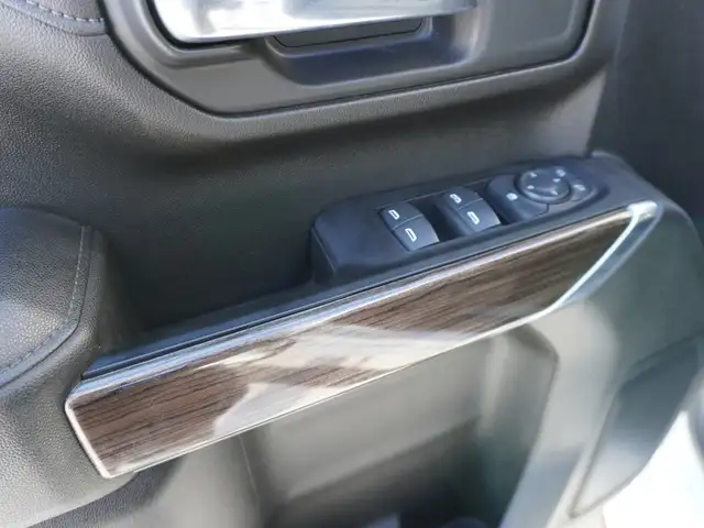 2023 Chevrolet SILVERADO 2500HD BUCKETS AND FULL CONSOLE, LOADED - Photo 28