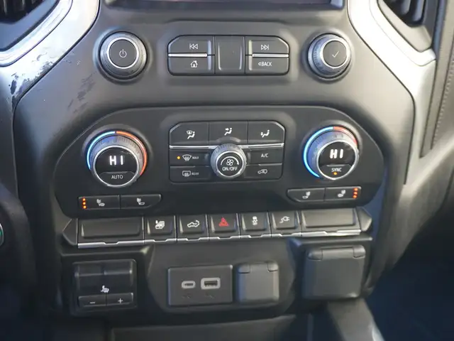 2023 Chevrolet SILVERADO 2500HD BUCKETS AND FULL CONSOLE, LOADED - Photo 37