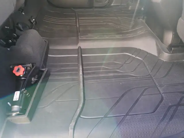 2023 Chevrolet SILVERADO 2500HD BUCKETS AND FULL CONSOLE, LOADED - Photo 48