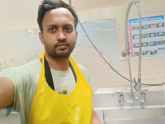 Looking For Thursday Friday Job