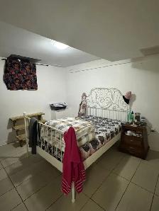 Room For Rent In Two Bedroom Legal Basemet - Photo 4