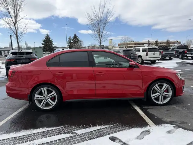 2015 Volkswagen Jetta GLI - Photo 4