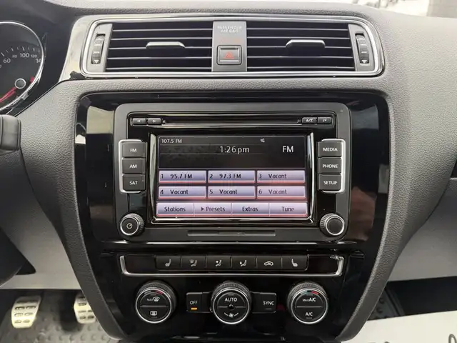 2015 Volkswagen Jetta GLI - Photo 17