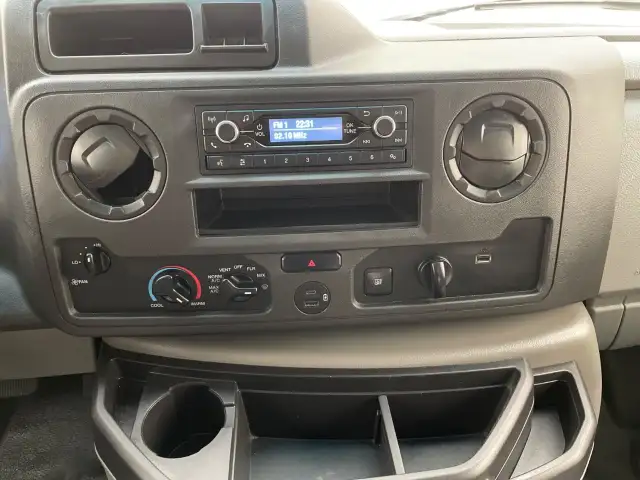 2024 Ford E-Series Cutaway - Photo 12