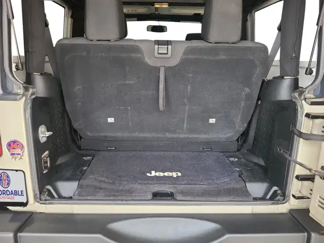 2017 Jeep Wrangler SPORT - Photo 18