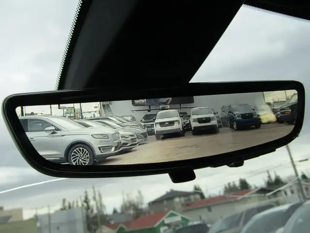 2023 Chevrolet Traverse AWD LT True North 8 Passenger / Leather - Photo 3