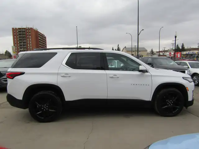 2023 Chevrolet Traverse AWD LT True North 8 Passenger / Leather - Photo 6