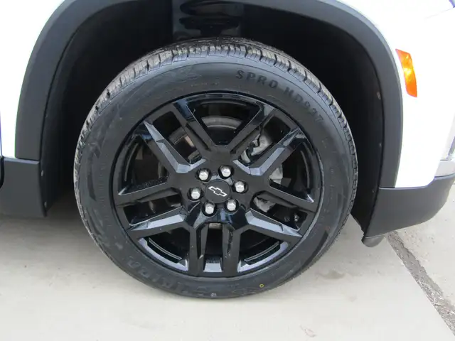 2023 Chevrolet Traverse AWD LT True North 8 Passenger / Leather - Photo 12