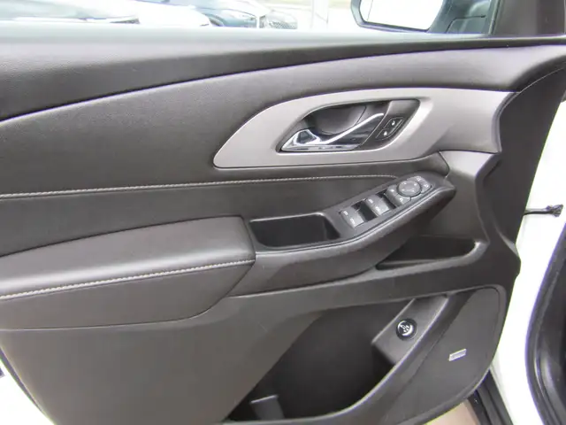 2023 Chevrolet Traverse AWD LT True North 8 Passenger / Leather - Photo 13