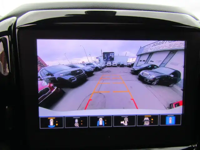 2023 Chevrolet Traverse AWD LT True North 8 Passenger / Leather - Photo 26