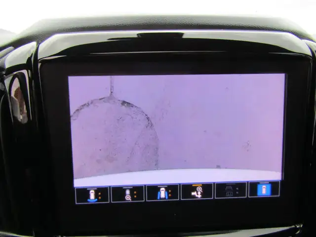 2023 Chevrolet Traverse AWD LT True North 8 Passenger / Leather - Photo 27