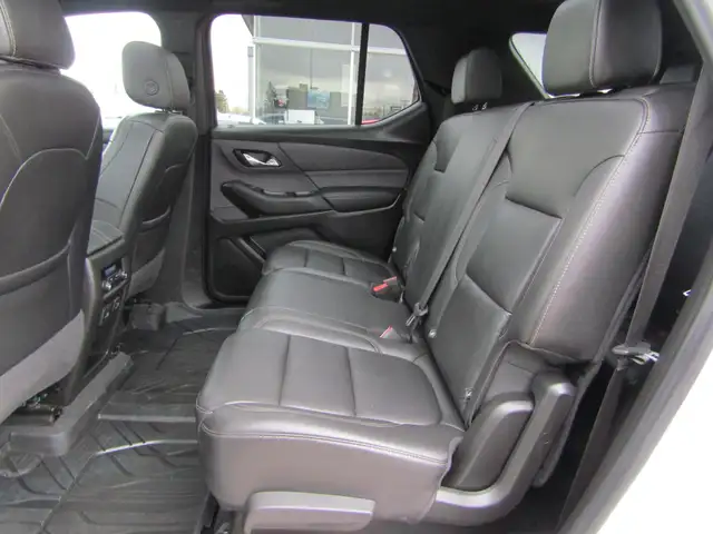 2023 Chevrolet Traverse AWD LT True North 8 Passenger / Leather - Photo 39