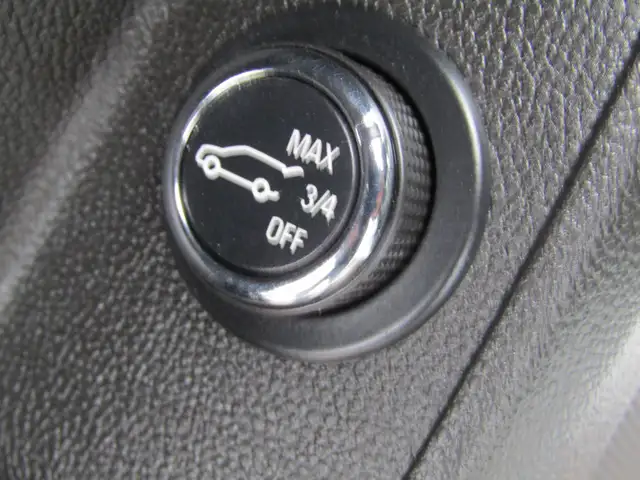 2023 Chevrolet Traverse AWD LT True North 8 Passenger / Leather - Photo 45