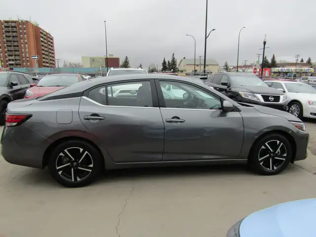 2024 Nissan Sentra SV CVT CARPLAY / NAVIGATION / BLIND SPOT / RE - Photo 5