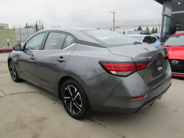 2024 Nissan Sentra SV CVT CARPLAY / NAVIGATION / BLIND SPOT / RE - Photo 8