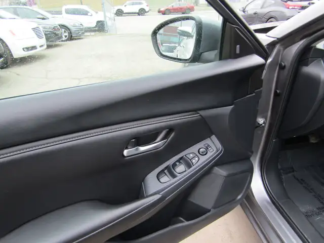 2024 Nissan Sentra SV CVT CARPLAY / NAVIGATION / BLIND SPOT / RE - Photo 13