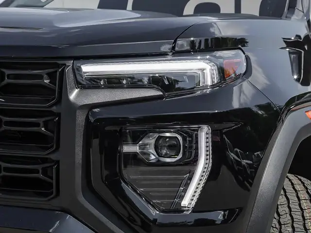 2026 GMC Canyon Elevation - Premium Package - $419 B/W - Photo 10