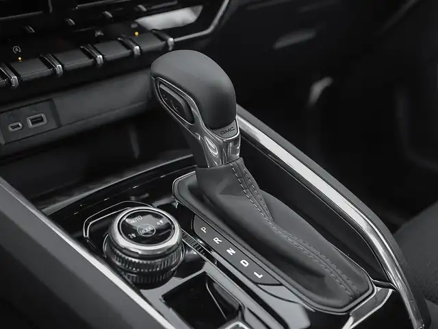 2026 GMC Canyon Elevation - Premium Package - $419 B/W - Photo 17