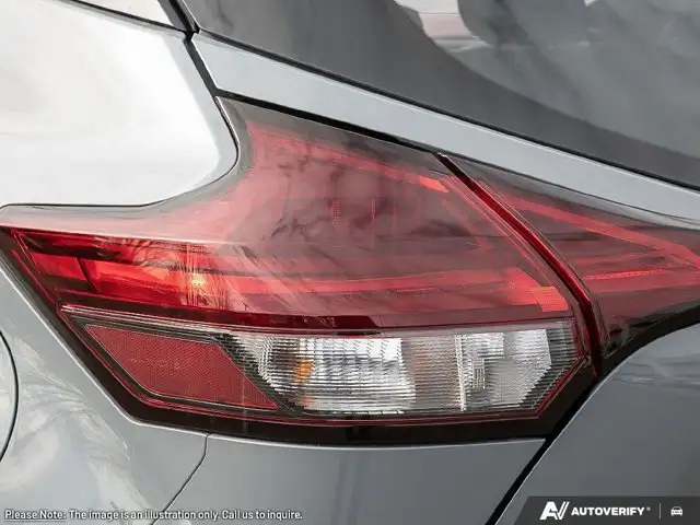 2025 Nissan Kicks Play - Photo 12