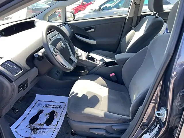 2010 Toyota Prius - Photo 9
