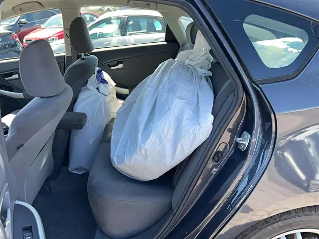 2010 Toyota Prius - Photo 10