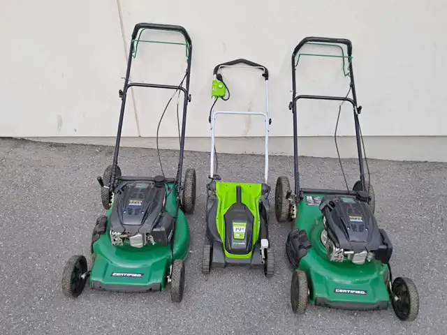 I cut lawns and do yard maintenance in Kitchener-Waterloo