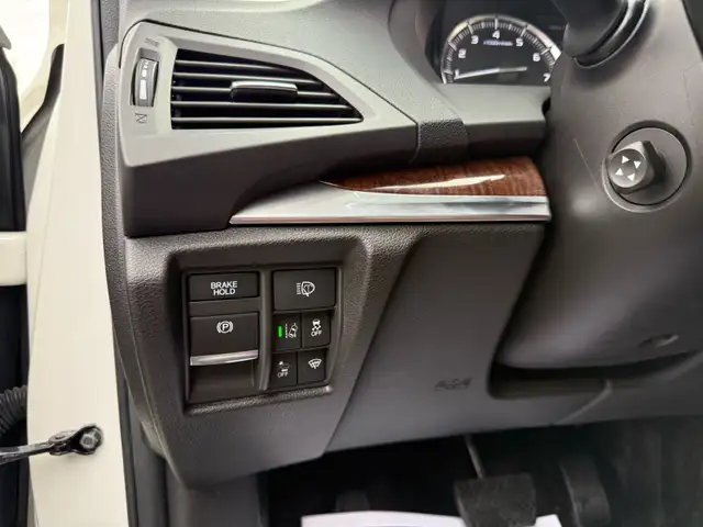 2017 Acura MDX SH-AWD Tech Pkg |ACCIDENT FREE|1-OWNER|CERTIFIED| - Photo 14
