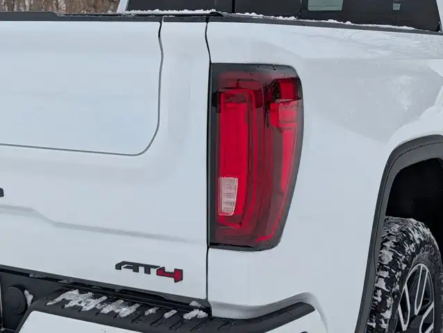 2026 GMC Sierra 1500 AT4- Duramax 3.0L Turbo Diesel - Used - Photo 11