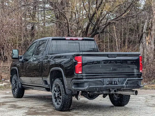 2025 Chevrolet Silverado 2500HD LTZ4WD Crew Cab 159 LTZ - Photo 11