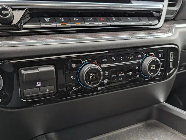 2025 Chevrolet Silverado 2500HD LTZ4WD Crew Cab 159 LTZ - Photo 29