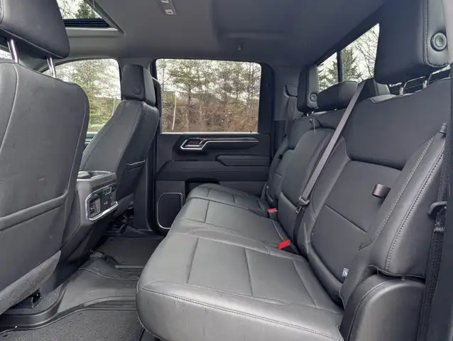 2025 Chevrolet Silverado 2500HD LTZ4WD Crew Cab 159 LTZ - Photo 35