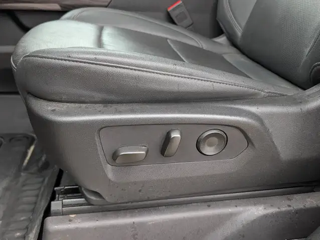 2025 Chevrolet Silverado 2500HD LTZ4WD Crew Cab 159 LTZ - Photo 36