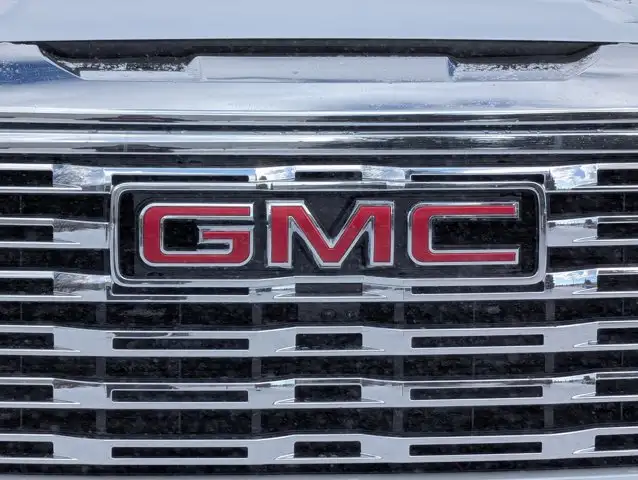 2026 GMC Sierra 1500 Denali- Technology Pkg - Power Sunroof - Photo 11