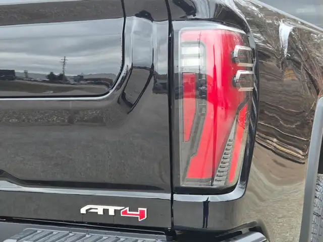 2026 GMC Sierra 3500HD AT4- Power Sunroof - Technology Pkg - Photo 15