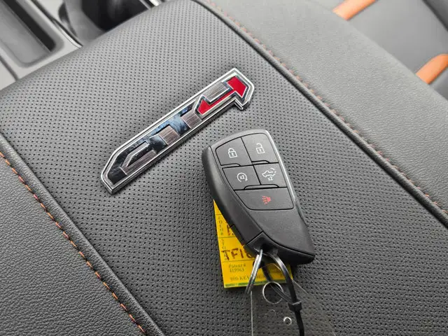 2026 GMC Sierra 3500HD AT4- Power Sunroof - Technology Pkg - Photo 48