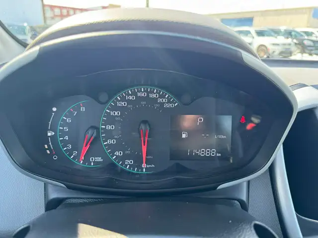 2017 Chevrolet Sonic LT - Photo 13