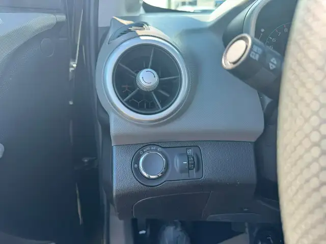 2017 Chevrolet Sonic LT - Photo 14